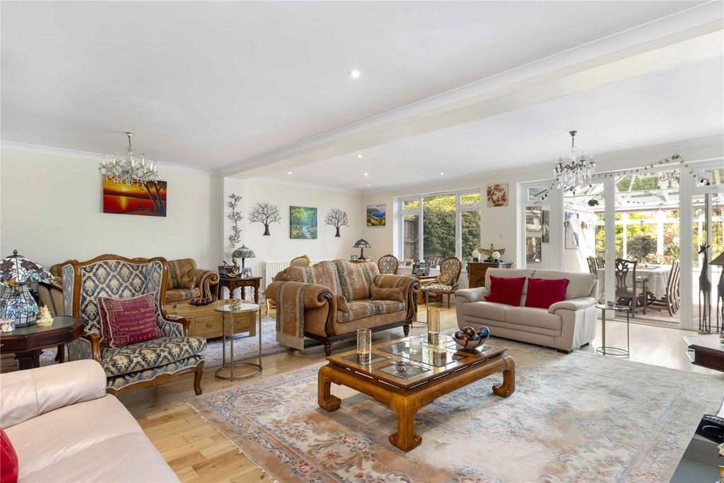 Property photo 3 of 14 Drawing Room