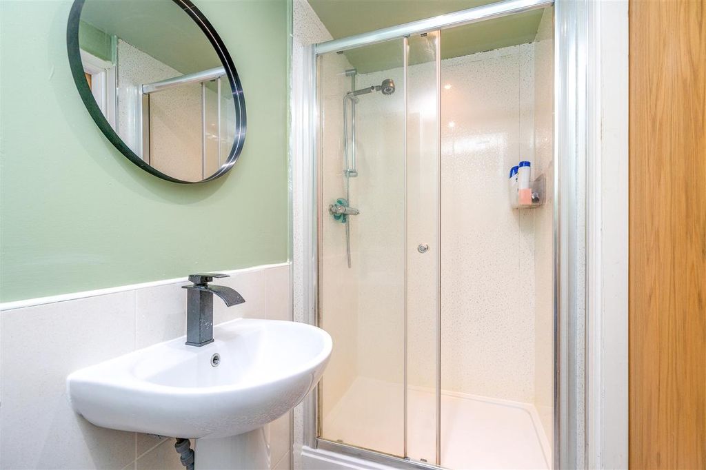 Additional image 15 of 2 bed flat for saleJardine Place, Bathgate EH48