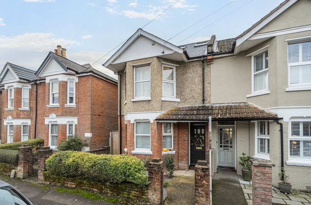 Property photo 1 of 16 1384445-18-69249d...