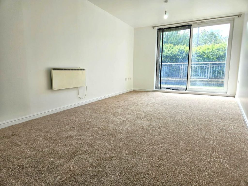Property photo 2 of 9