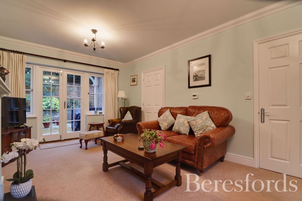 Property photo 3 of 27 Picture 3