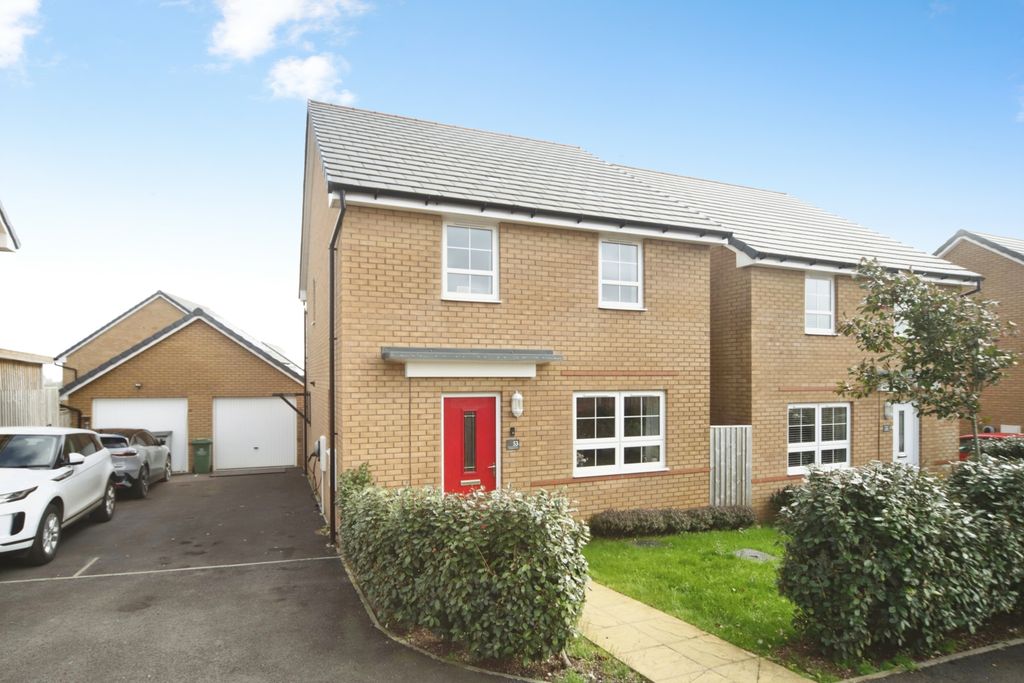 Property photo 2 of 20