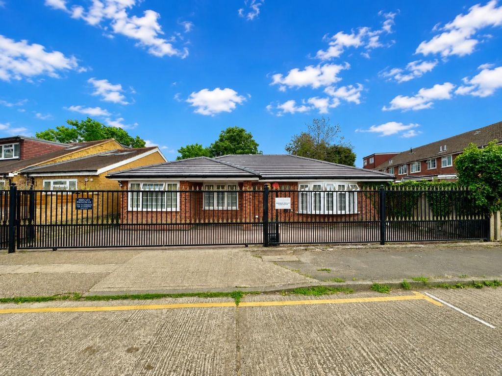Property photo 1 of 20 82E89d03-9F72-44c1-Ac5c-4E99A02F0E72.Jpg