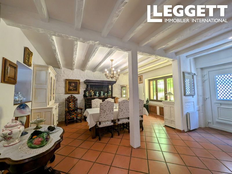 Property photo 2 of 10