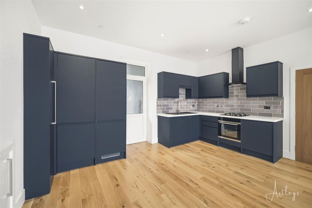 Property photo 2 of 24 Kitchen/Living Room