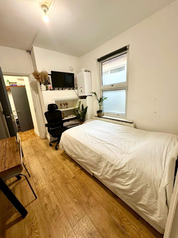 Property photo 1 of 4