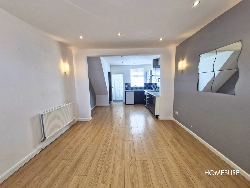 Property photo 2 of 11 Living Room