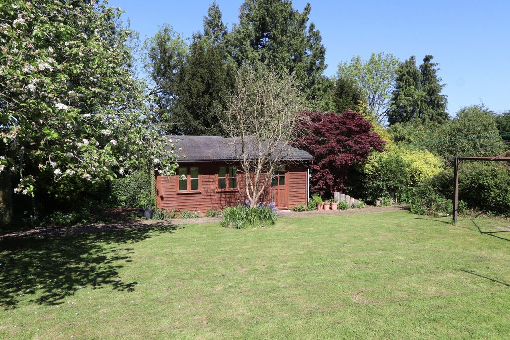 Property photo 3 of 25 Picture No. 44