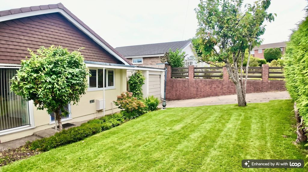 Property photo 2 of 30