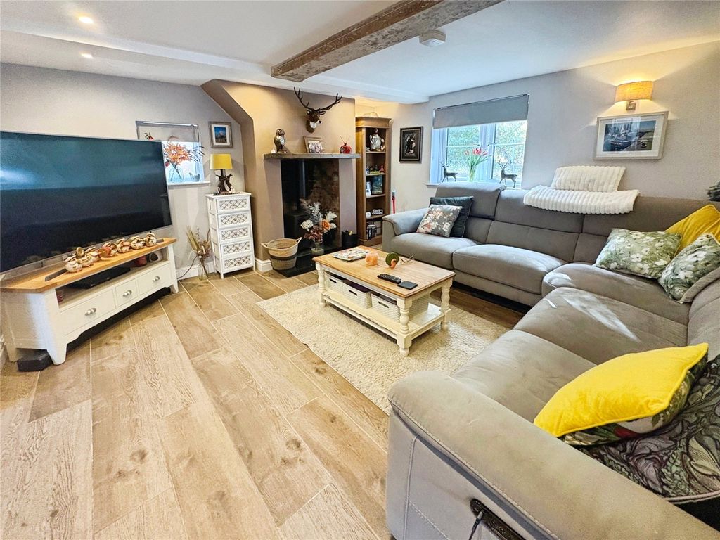 Property photo 2 of 17 Picture No. 02