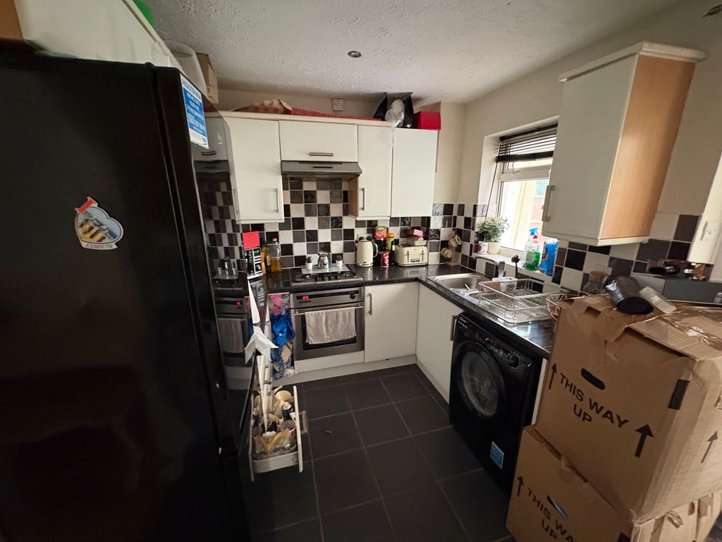 Property photo 2 of 9 Image