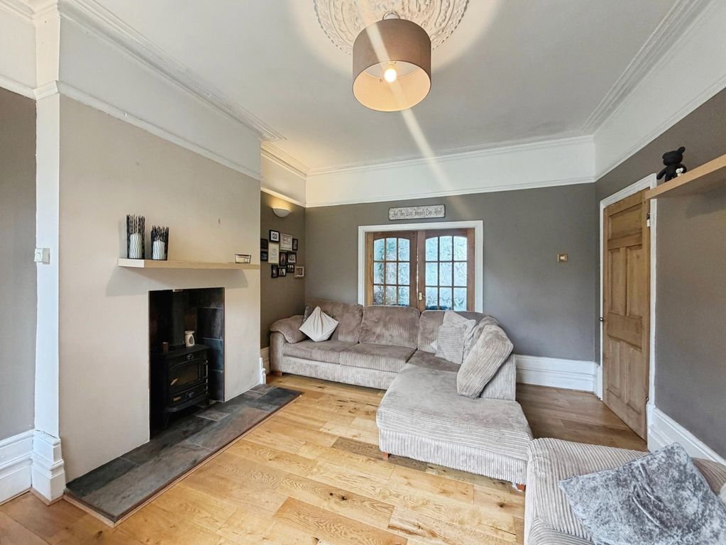 Property photo 2 of 22