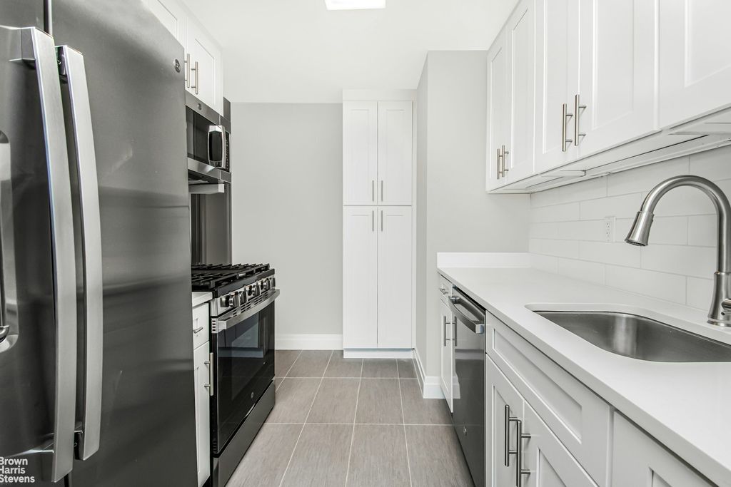 Property photo 3 of 9 <Alttext/>
