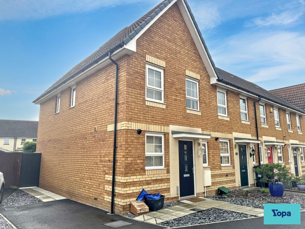 Property photo 1 of 14 Front View