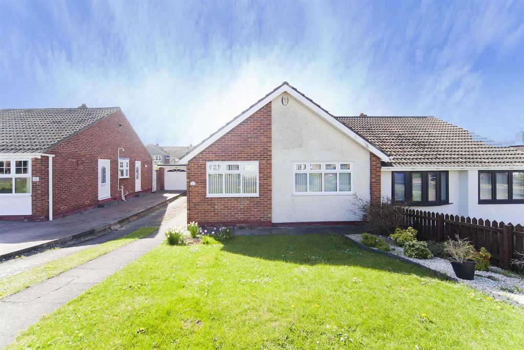 Property photo 1 of 20