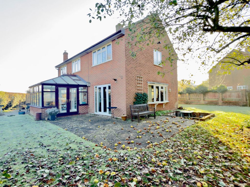 Property photo 2 of 55