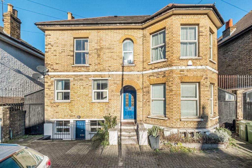 Property photo 1 of 9 1.Jpg