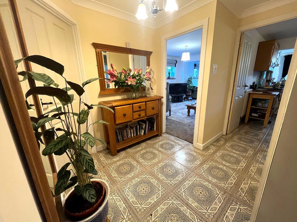 Property photo 3 of 30