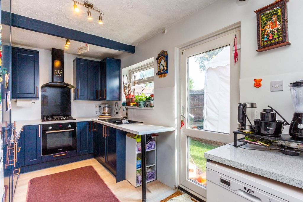 Property photo 2 of 13 Kitchen