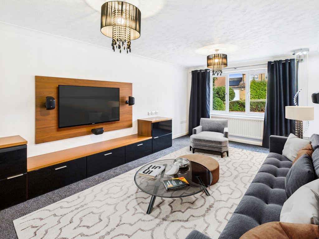 Property photo 3 of 26 Presented By James At Ewemove Bexleyheath And Dart