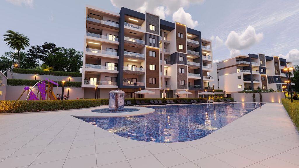 Property photo 2 of 17 Nearing Completion Apartments For Sale - Vast Communal Sunbathing Terraces