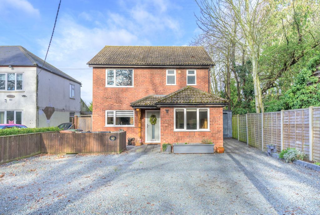 Property photo 3 of 34