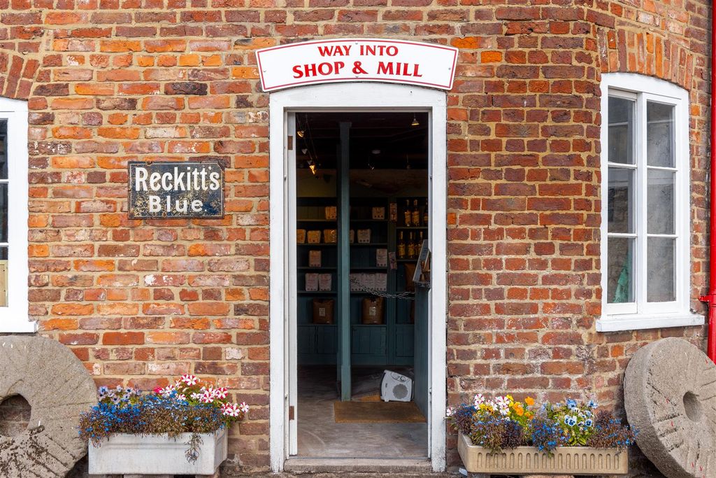 Property photo 2 of 62 Maud Foster Mill (Boston)-31.Jpg