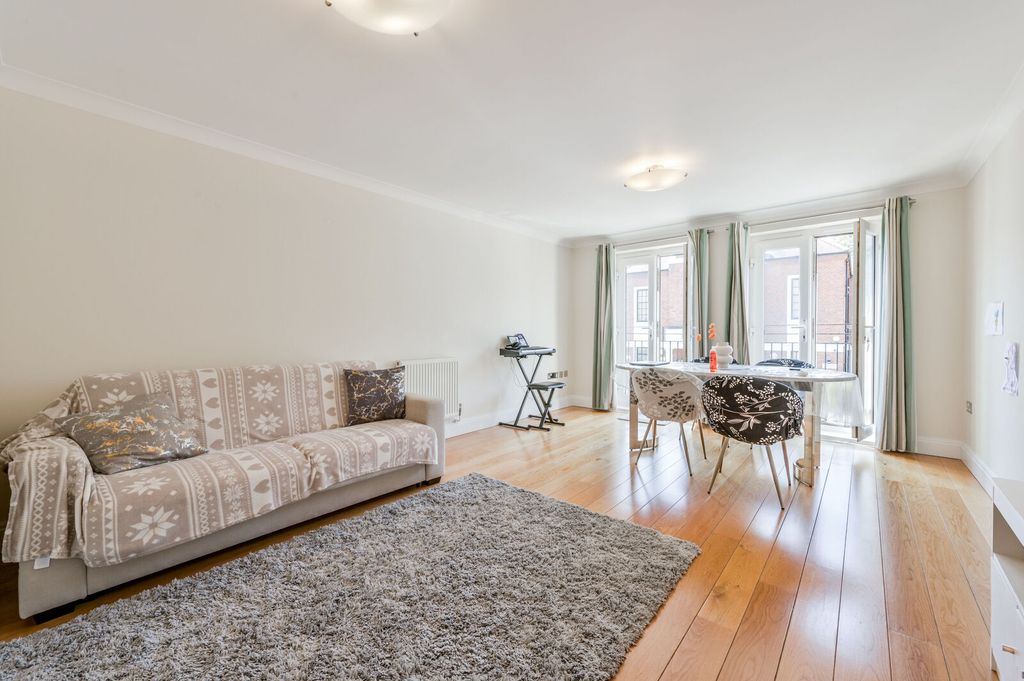 Property photo 2 of 12