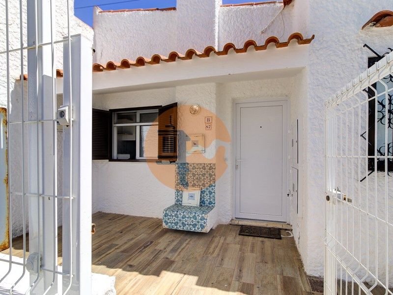 Property photo 2 of 43
