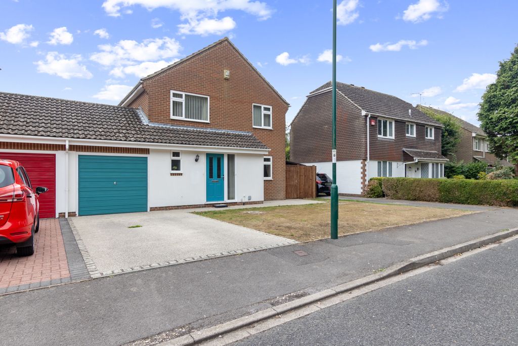 Property photo 1 of 13