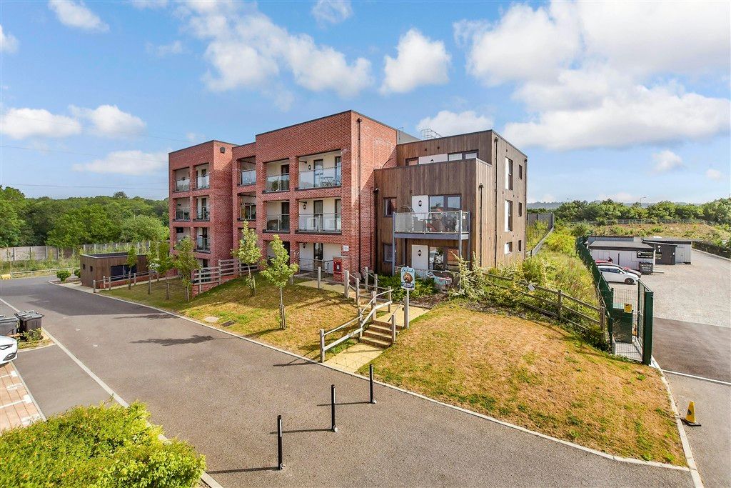 Property photo 1 of 12 External (Web)