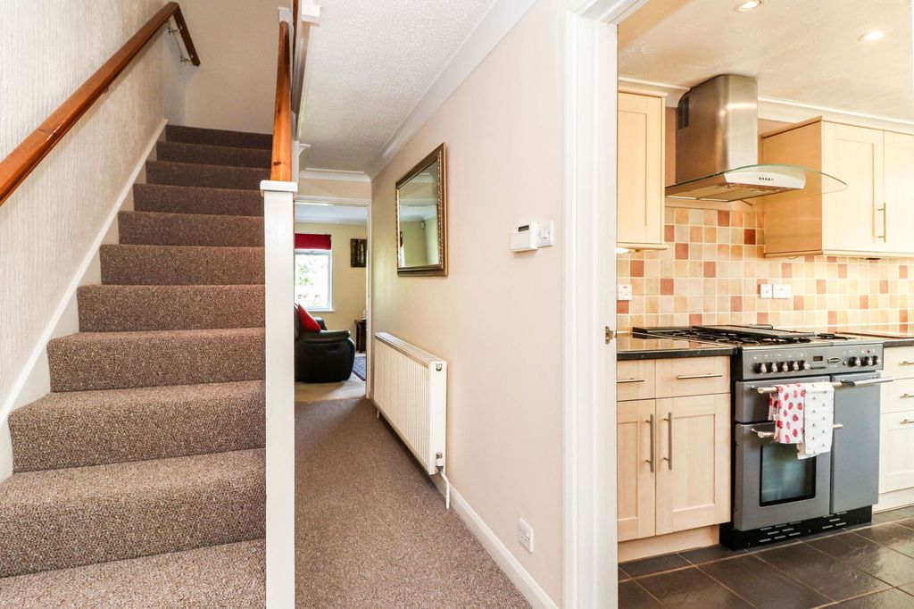 Property photo 3 of 30