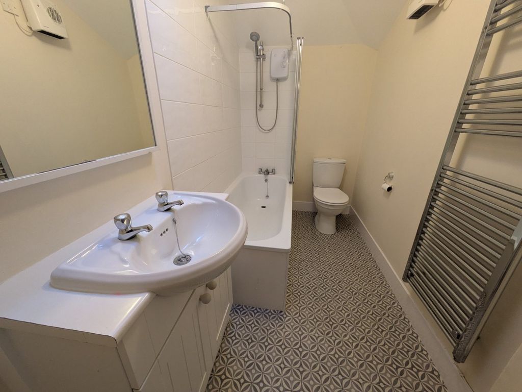 Property photo 3 of 7 Picture No. 01