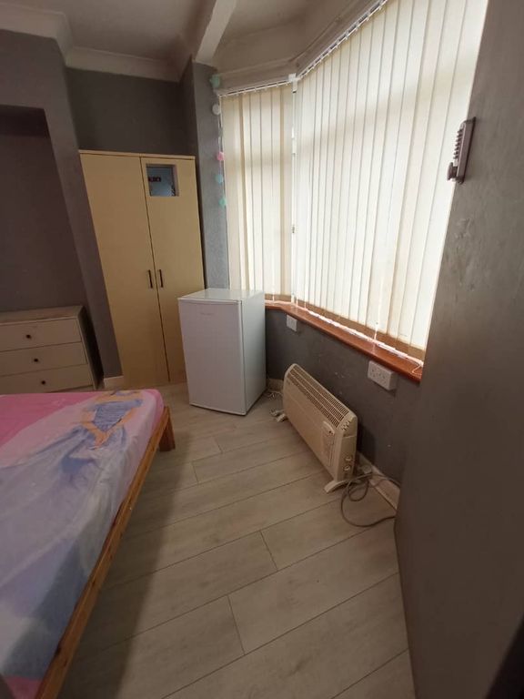 Property photo 3 of 3