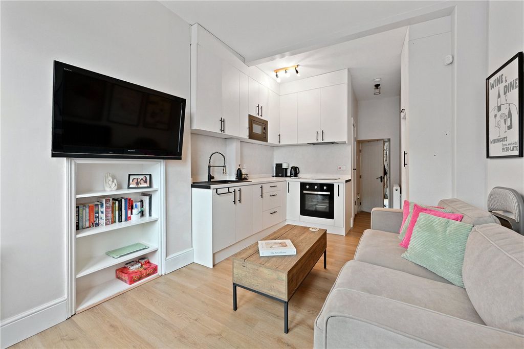 Property photo 1 of 7 Picture No. 09