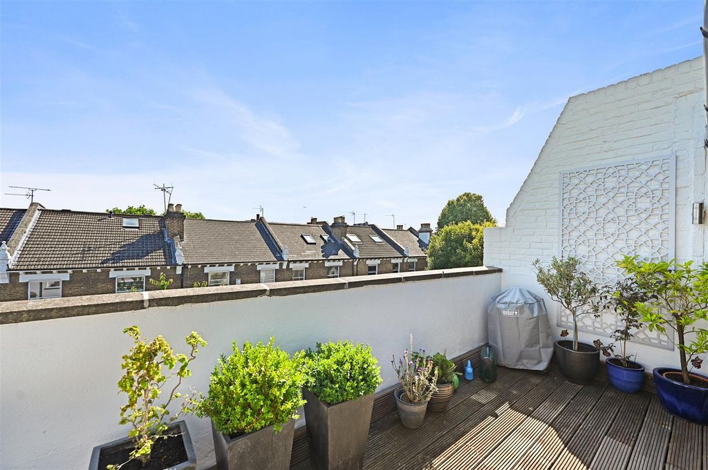 Property photo 3 of 13 Fb - 200C Blythe Road - Roof Terracea3 (1).Jpg