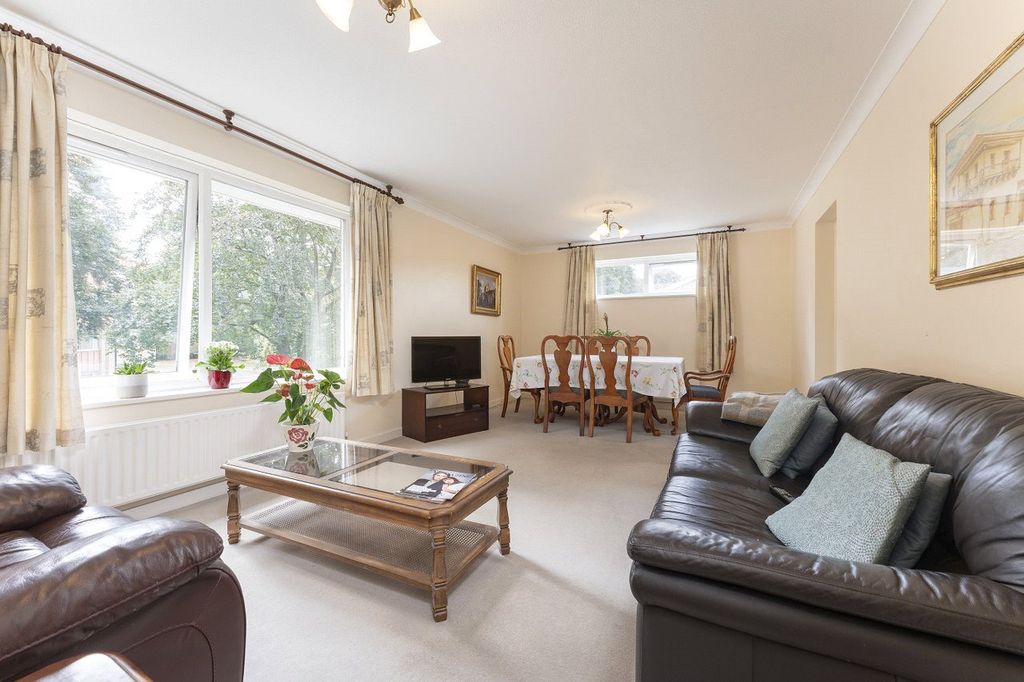 Property photo 2 of 15 Picture No. 01
