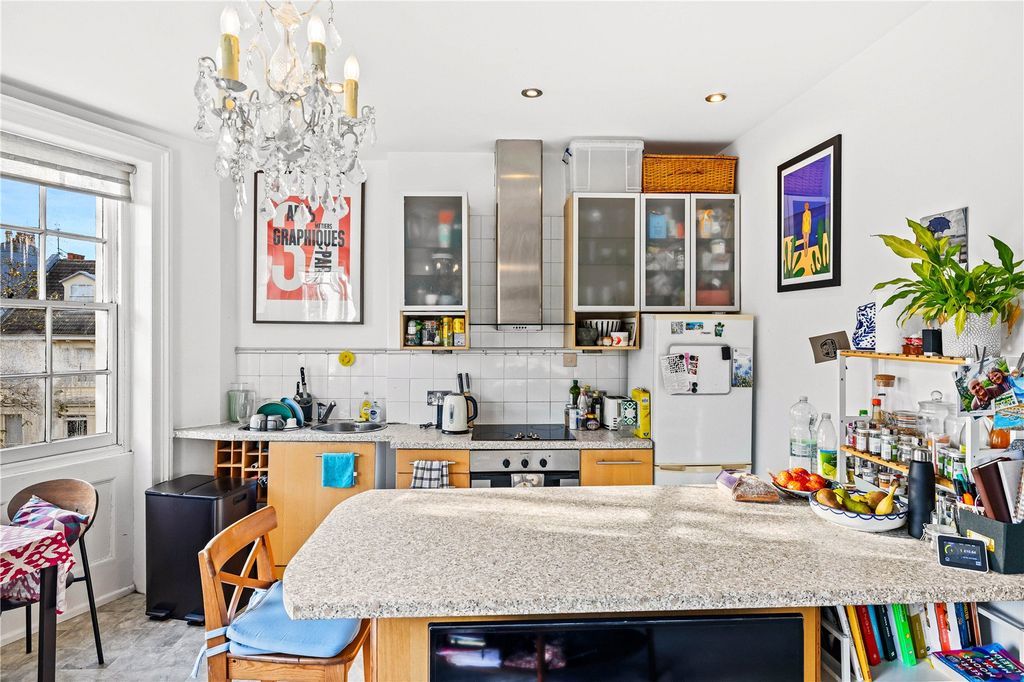 Property photo 3 of 14 Picture No. 09