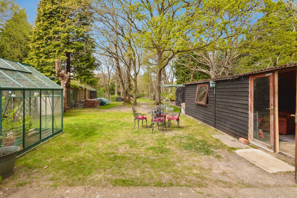 Property photo 1 of 26 Rear Garden