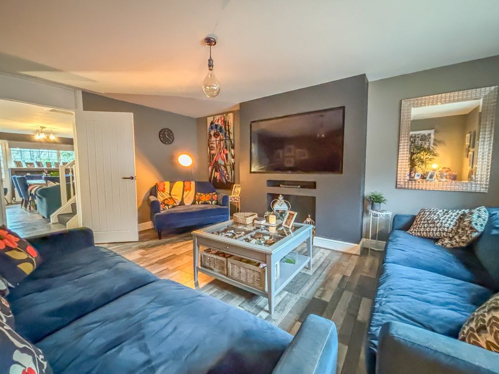 Property photo 3 of 29