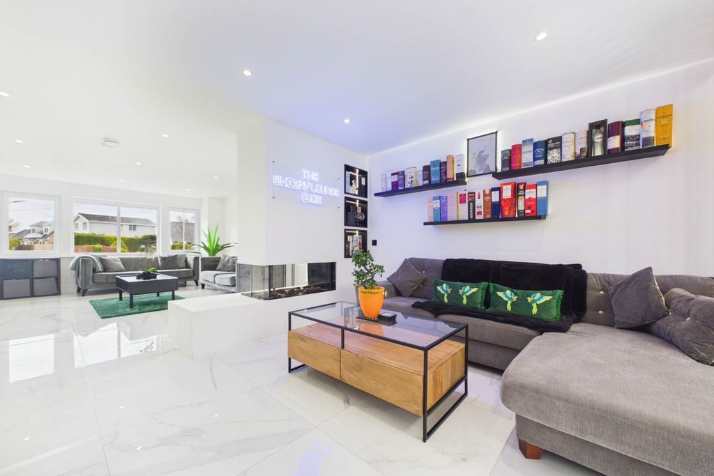 Additional image 11 of 5 bed detached house for saleClyde Street, Carluke ML8