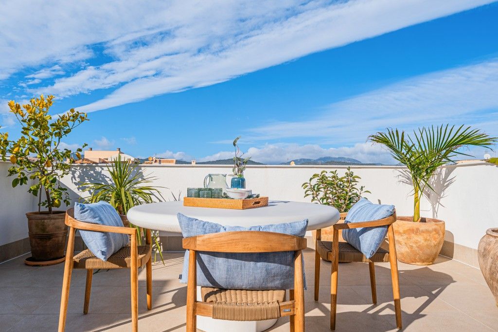 Property photo 3 of 14 Roof Terrace (1)