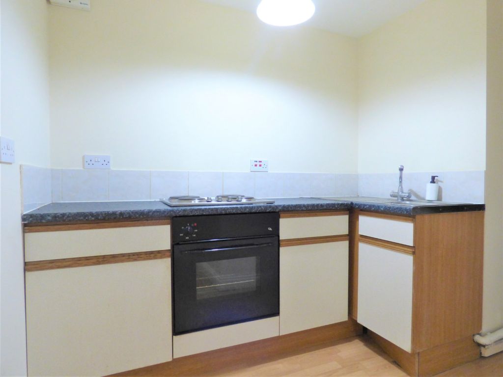 Property photo 3 of 7 4