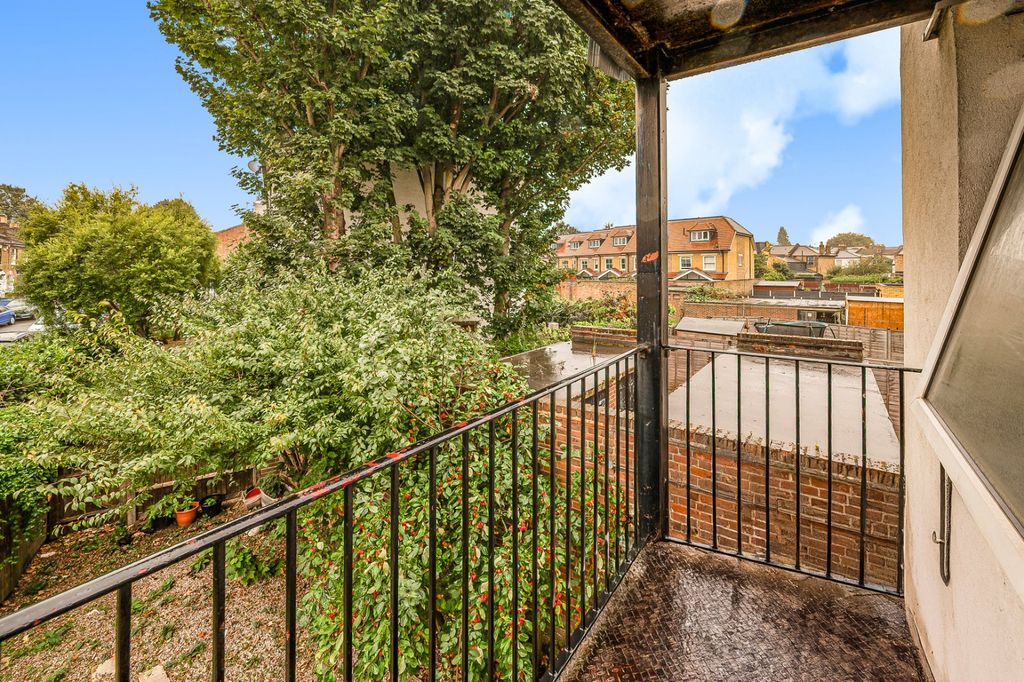 Property photo 3 of 15