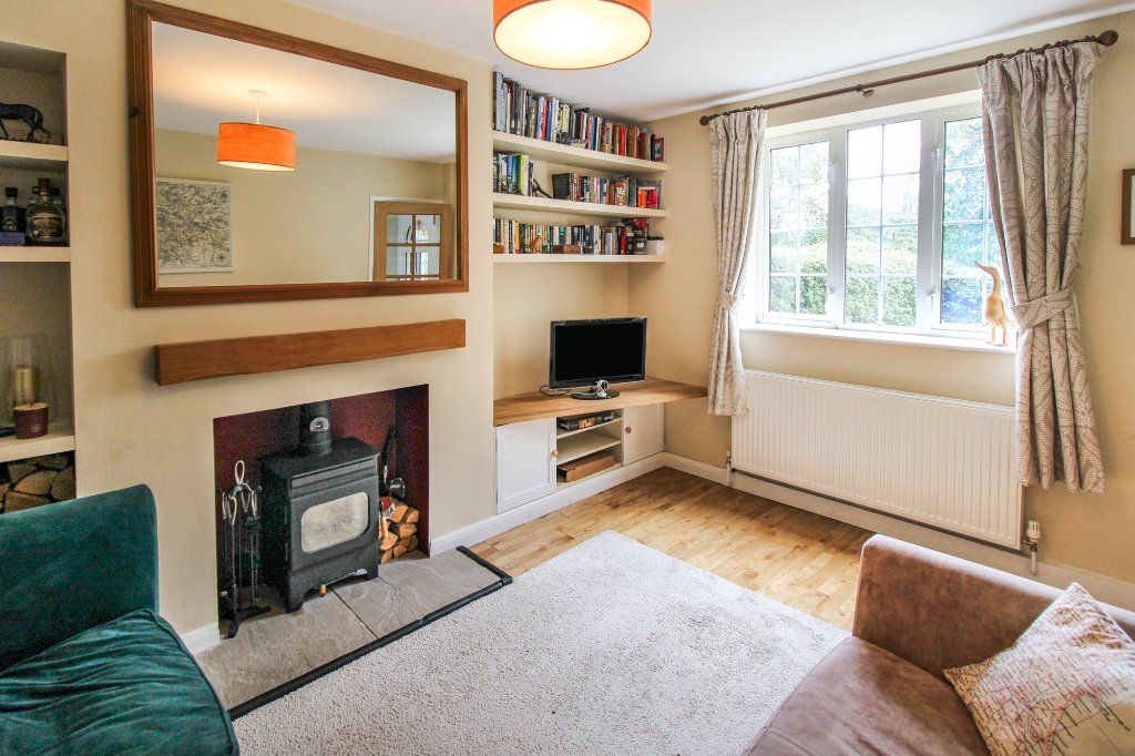 Property photo 2 of 23 Sitting Room