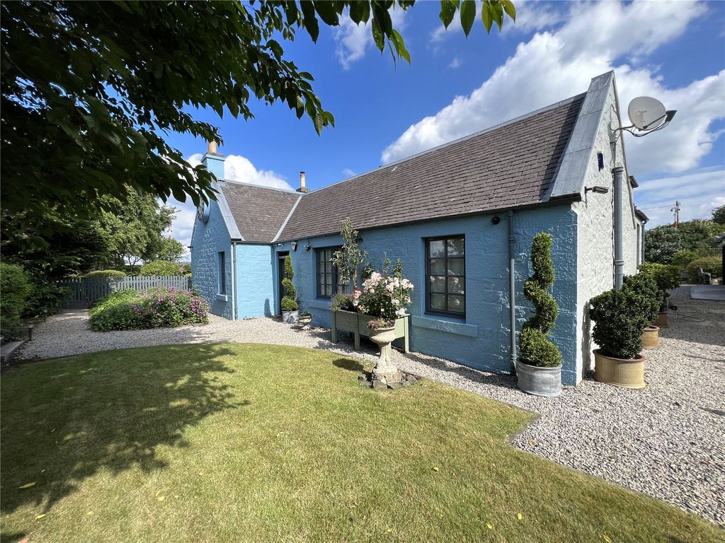 Property photo 1 of 21 Lennymuir