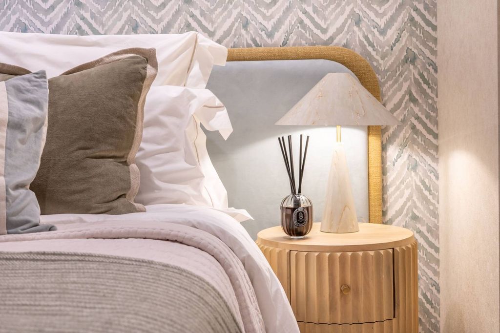 Property photo 2 of 30