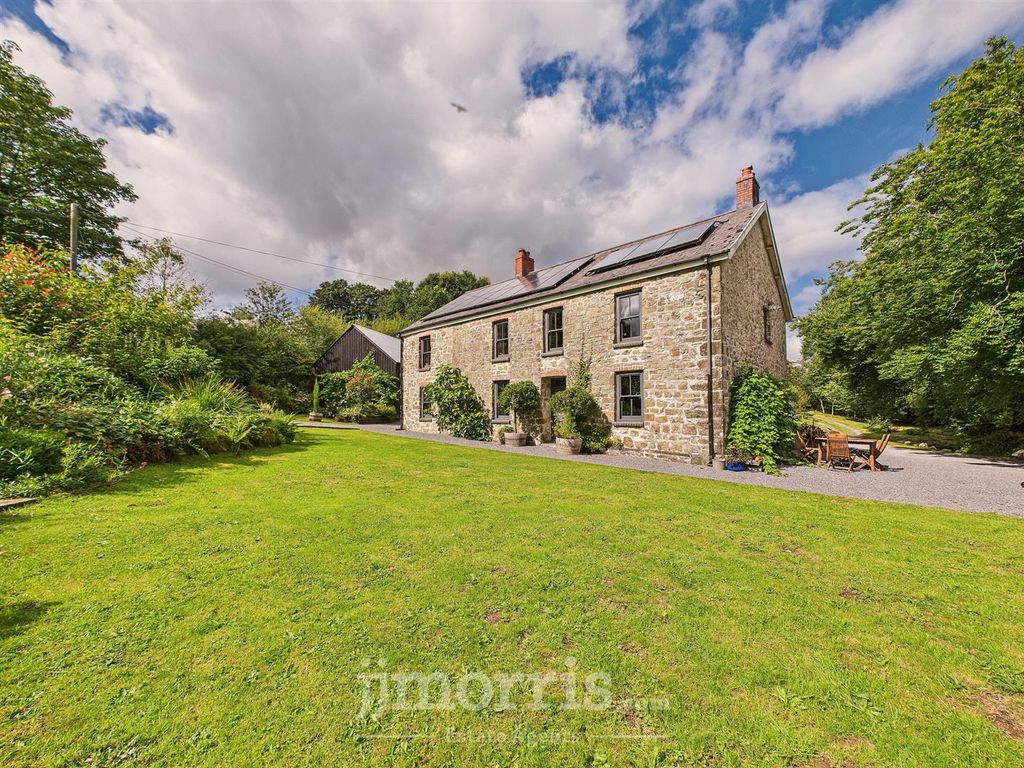 Property photo 3 of 63 Cam02878G0-Pr0071-Still027.Jpg