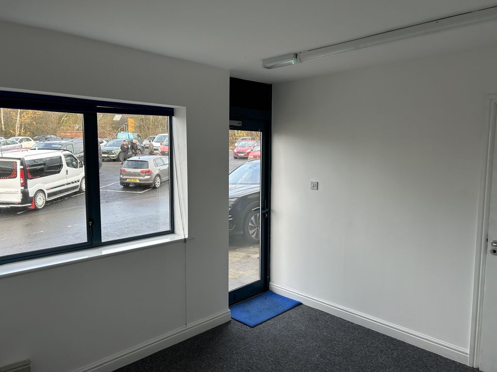 Property photo 2 of 3