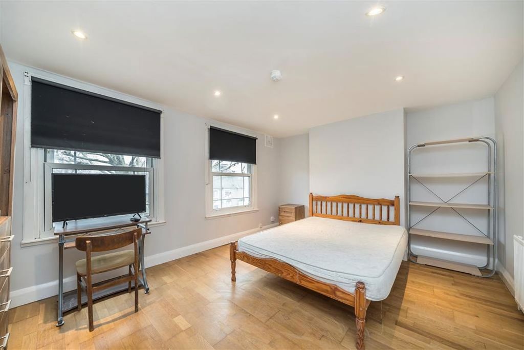 Property photo 2 of 5